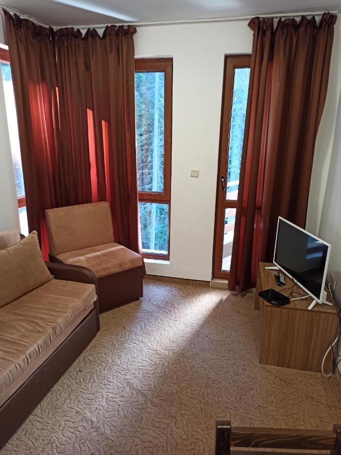 Private Apartments Nevena Pamporovo Exteriör bild