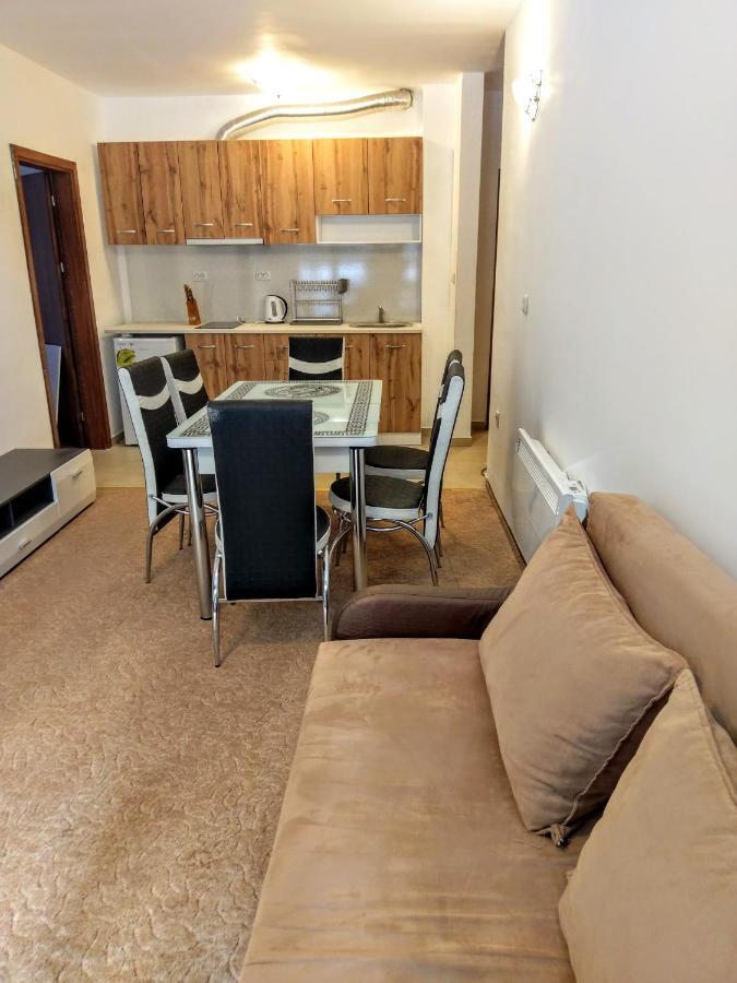 Private Apartments Nevena Pamporovo Exteriör bild